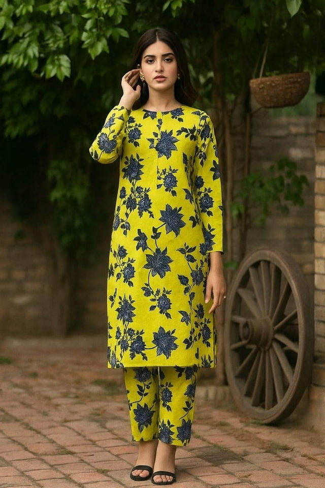 2 Pcs Women's Unstitched Printed Suit